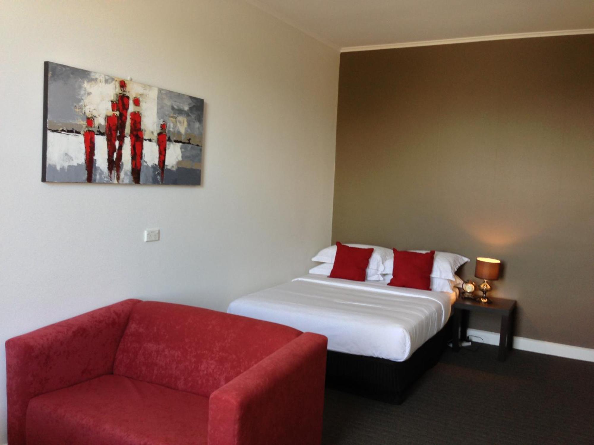 Centennial Inn On Bathurst Лонсестон Екстер'єр фото