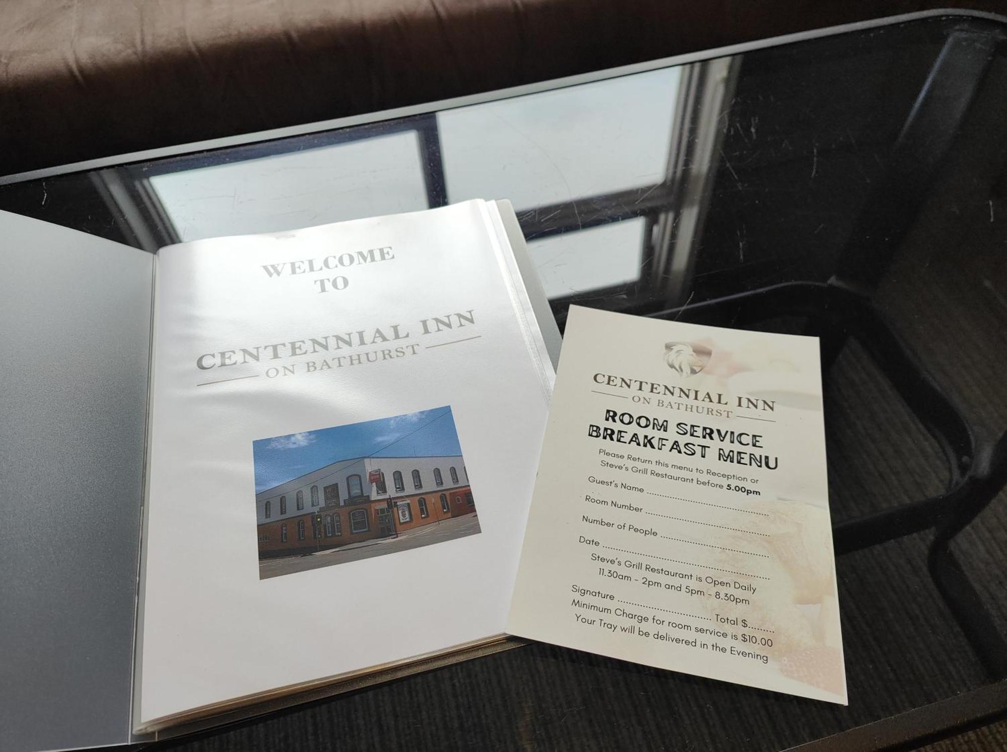 Centennial Inn On Bathurst Лонсестон Екстер'єр фото